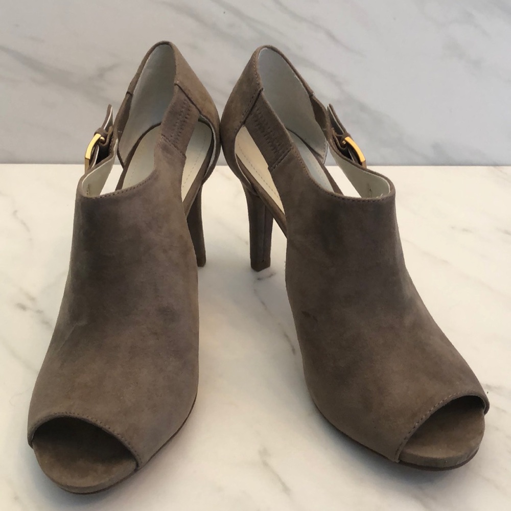 NWOT Anne Klein open-toe heel